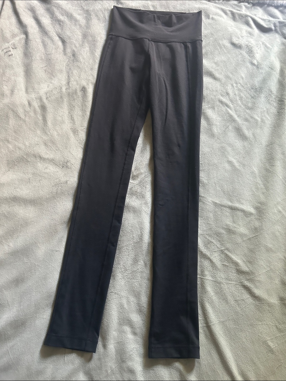 lululemon black high-rise workout leggings